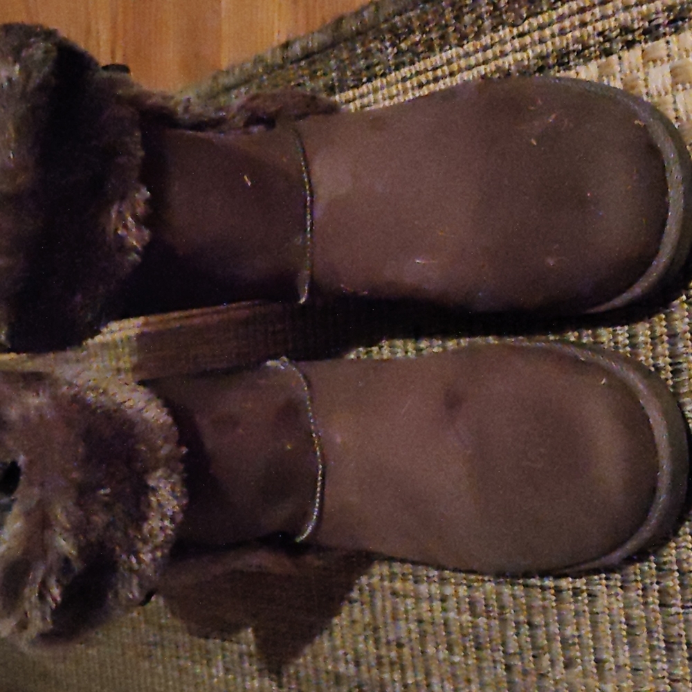 Brown Air walkers